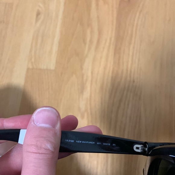 Amazing condition real ray ban sunglasses. - Picture 2 of 3